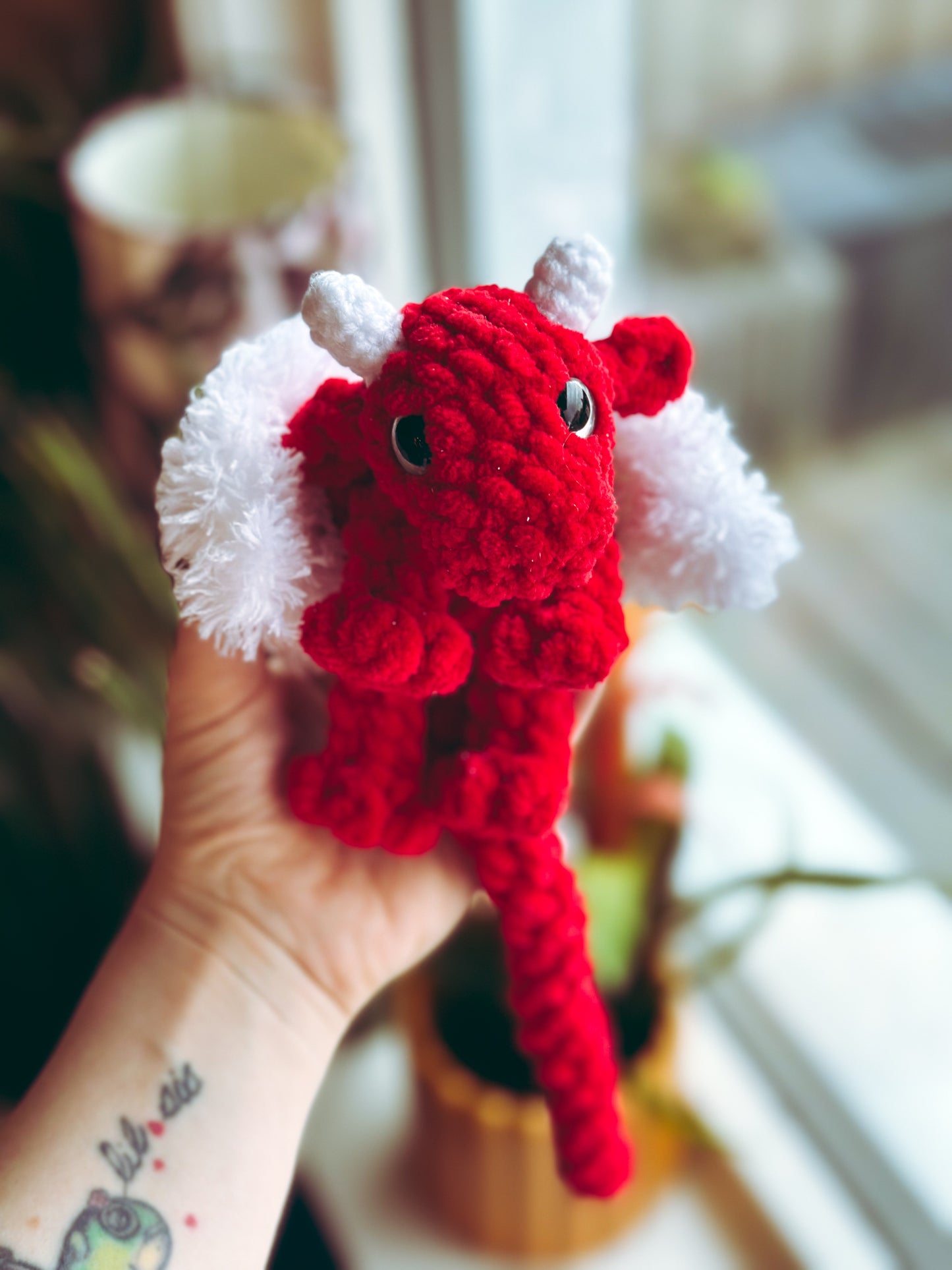Baby Dragon Snuggler in Egg ๐