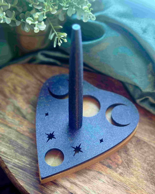 The Ouija Yarn Spinner