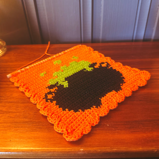 The Mini Cauldron Tapestry Crochet Pattern