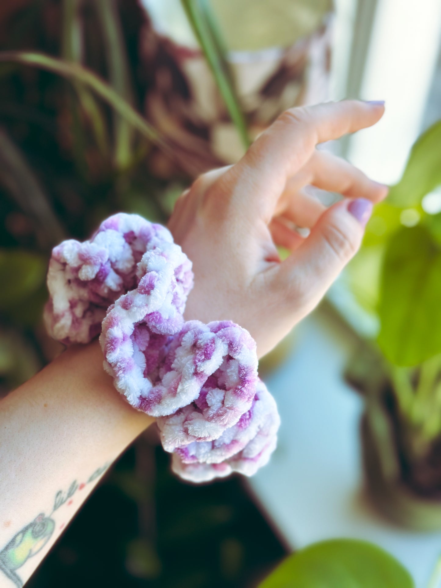 Velvet Crochet Scrunchie - Large