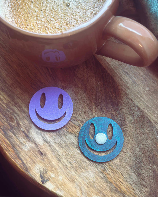 Smiley Needle Minder