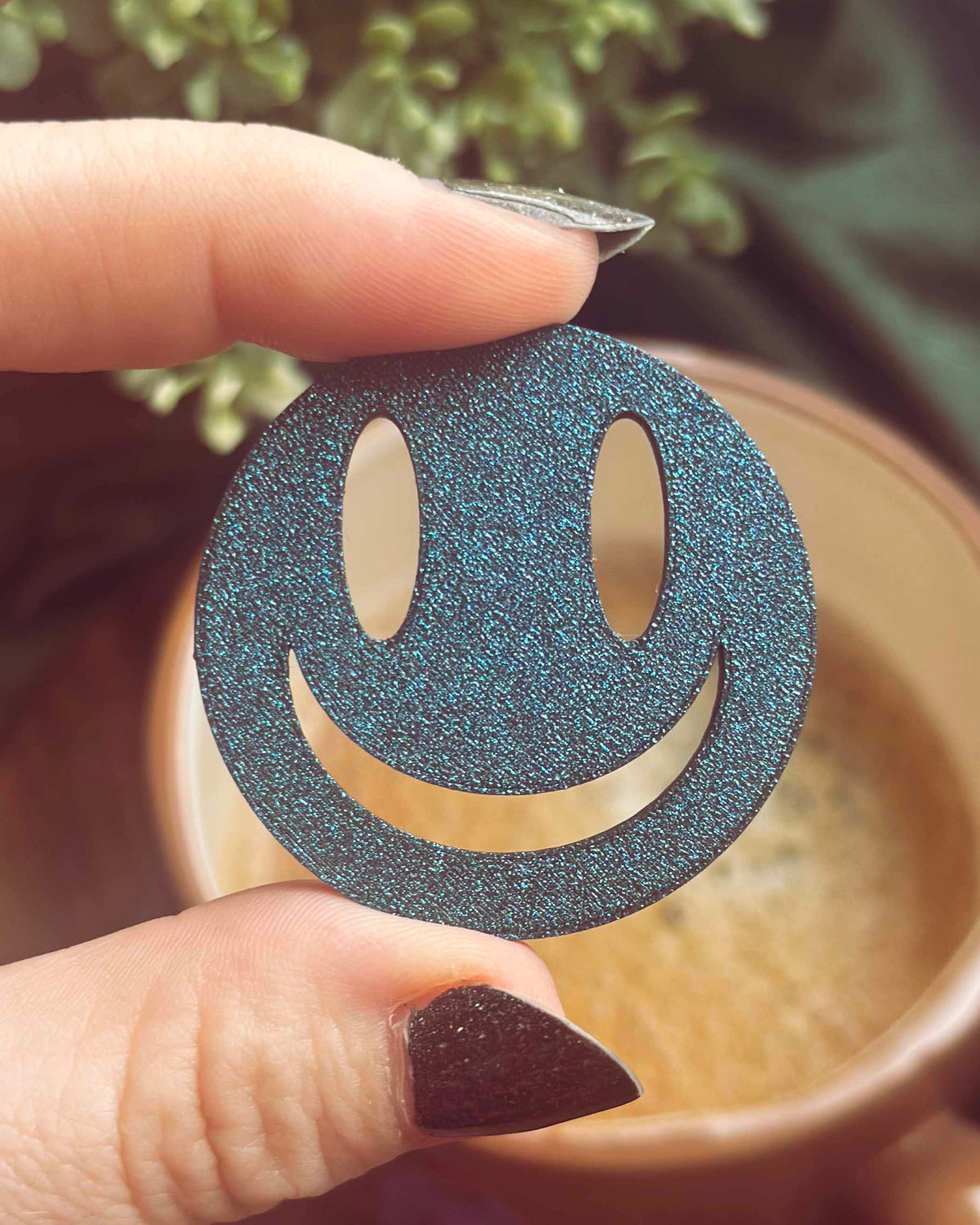Smiley Needle Minder
