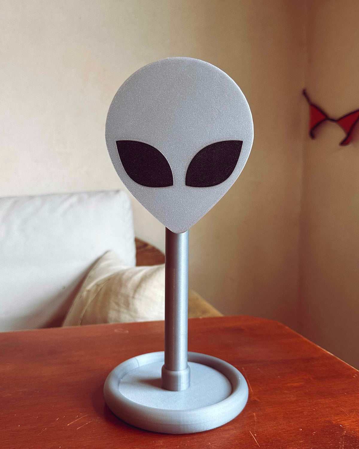 Alien Headphone Stand