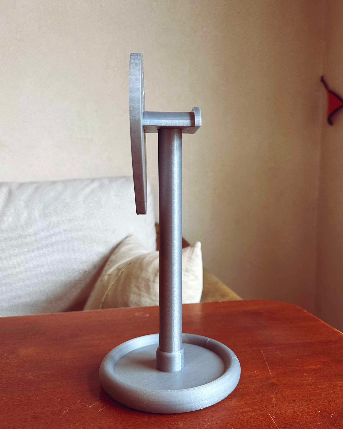 Alien Headphone Stand