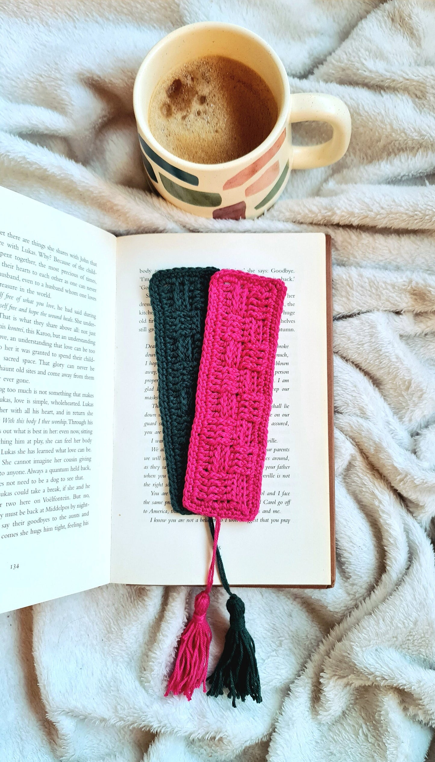 The Basket Bookmark - CROCHET PATTERN